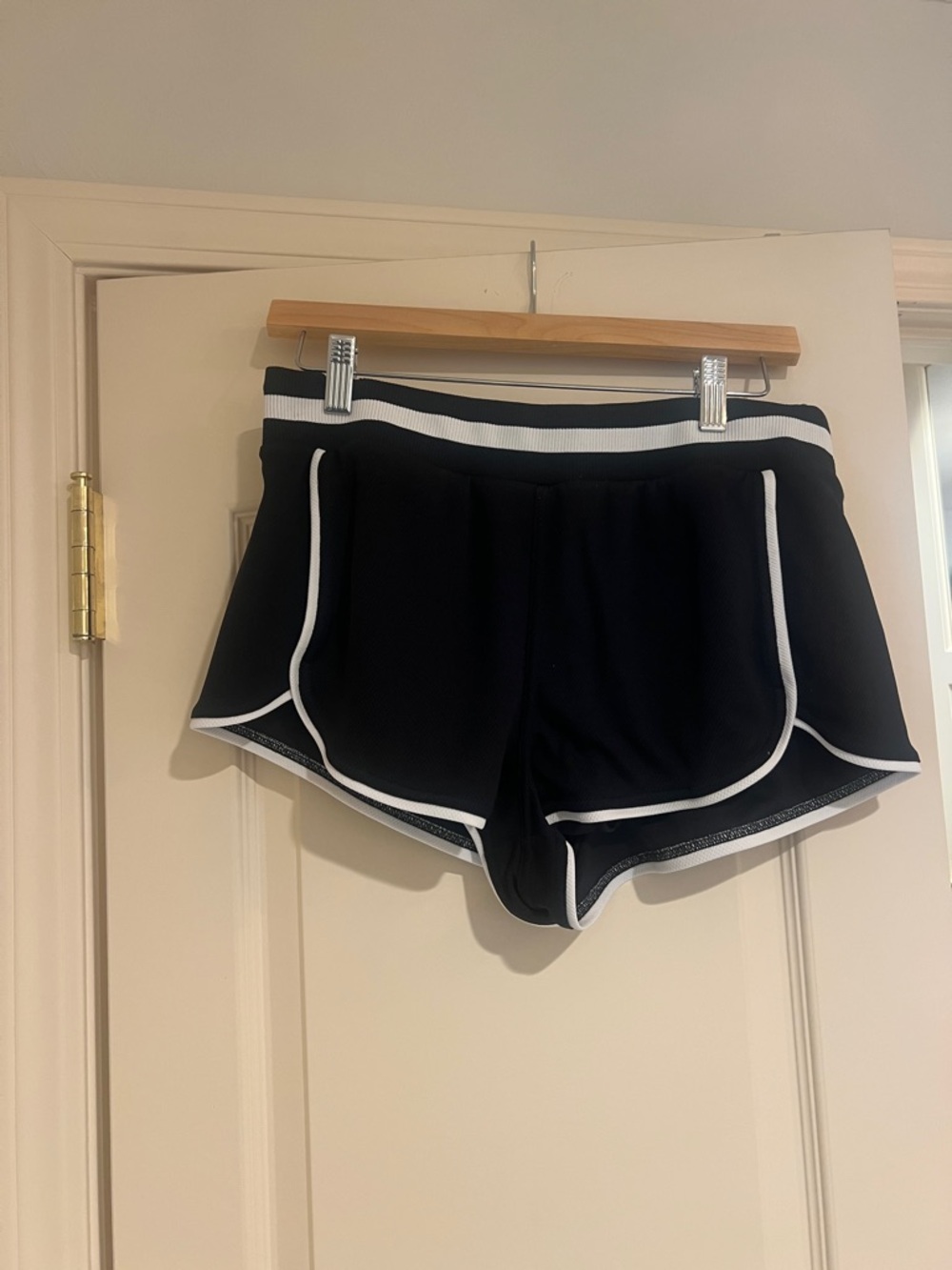 FP Movement Black Athletic Shorts with White Piping - Women-sz m
